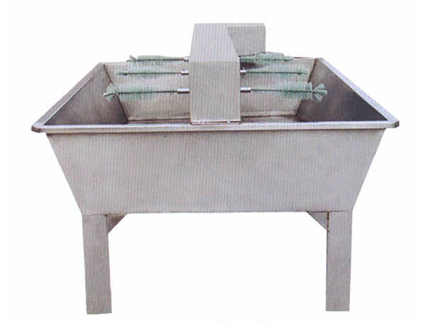 六頭水槽式刷瓶機(jī)